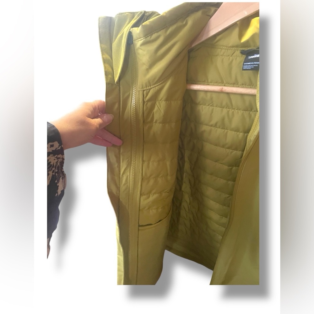 NWT- THE NORTH FACE Triclimate Jacket - Picture 3 of 7